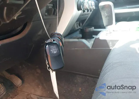 2017 Toyota Tundra Sr5 5.7L V8 из США, поврежденный, VIN 5TFDY5F12HX606507